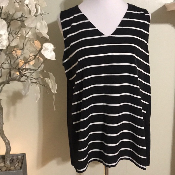 Tommy Hilfiger Tops - TOMMY HILFIGER NAUTICAL TOP